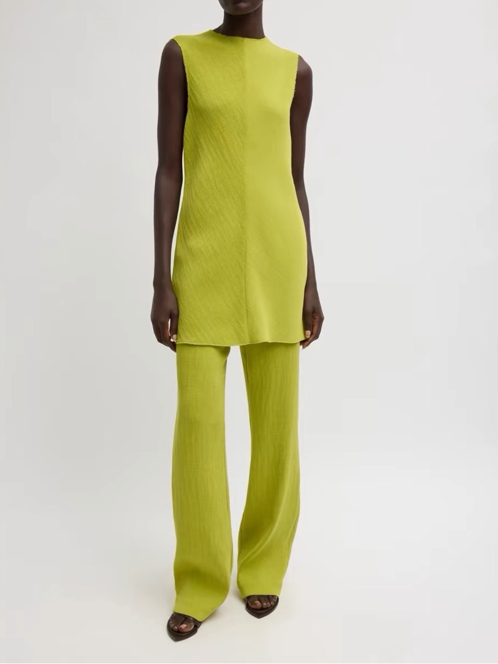 26SS Tibi Sleeveless Bias Short
Tunic Dress